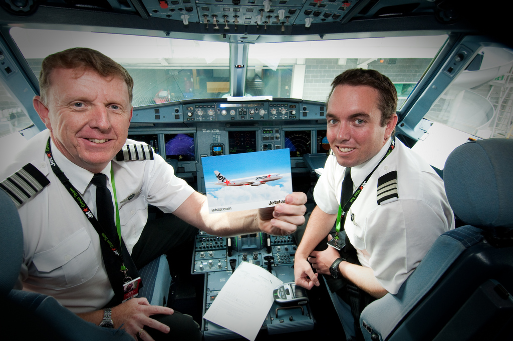 Discover How to Become an Airline Pilot Here